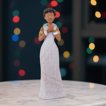Elegant Hand-Painted African-Inspired Woman Figurine,Darker Skin Lady Collectible Sculpture for Home Decor,Inspirational Gift for Women,Perfect for Mother’s Day,Birthday,Anniversary,Special Occasions