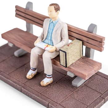 AIDLNS Forrest Gump Figurine, Film Characters Sculpted Hand-Painted Figure Inspiring Life Christmas Anniversary Collectible Figurines Gift for Husband Boyfriend Friend Birthday