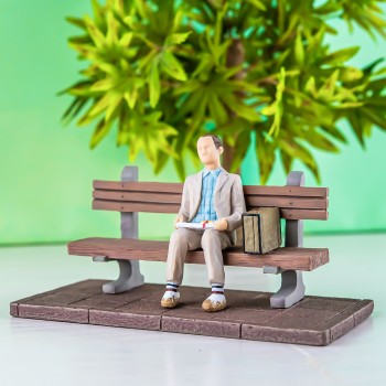 AIDLNS Forrest Gump Figurine, Film Characters Sculpted Hand-Painted Figure Inspiring Life Christmas Anniversary Collectible Figurines Gift for Husband Boyfriend Friend Birthday